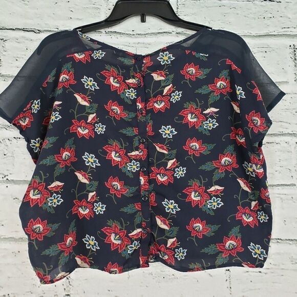 Frenchie cropped floral rayon blouse - Picture 5 of 8